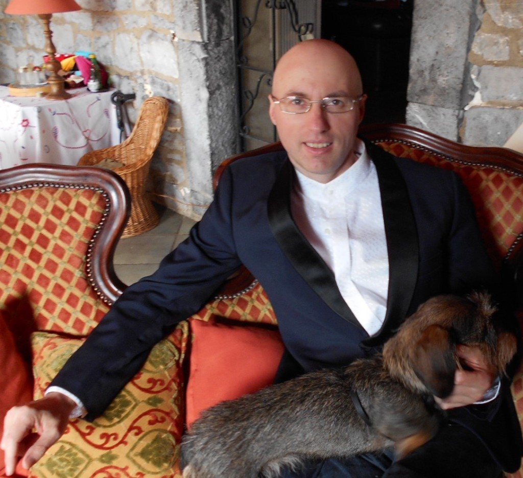 Rencontre avec Mikhail Idvanoff, auteur d’« Au-delà de la magie Volume 1 – Esther et les hirondelles »
